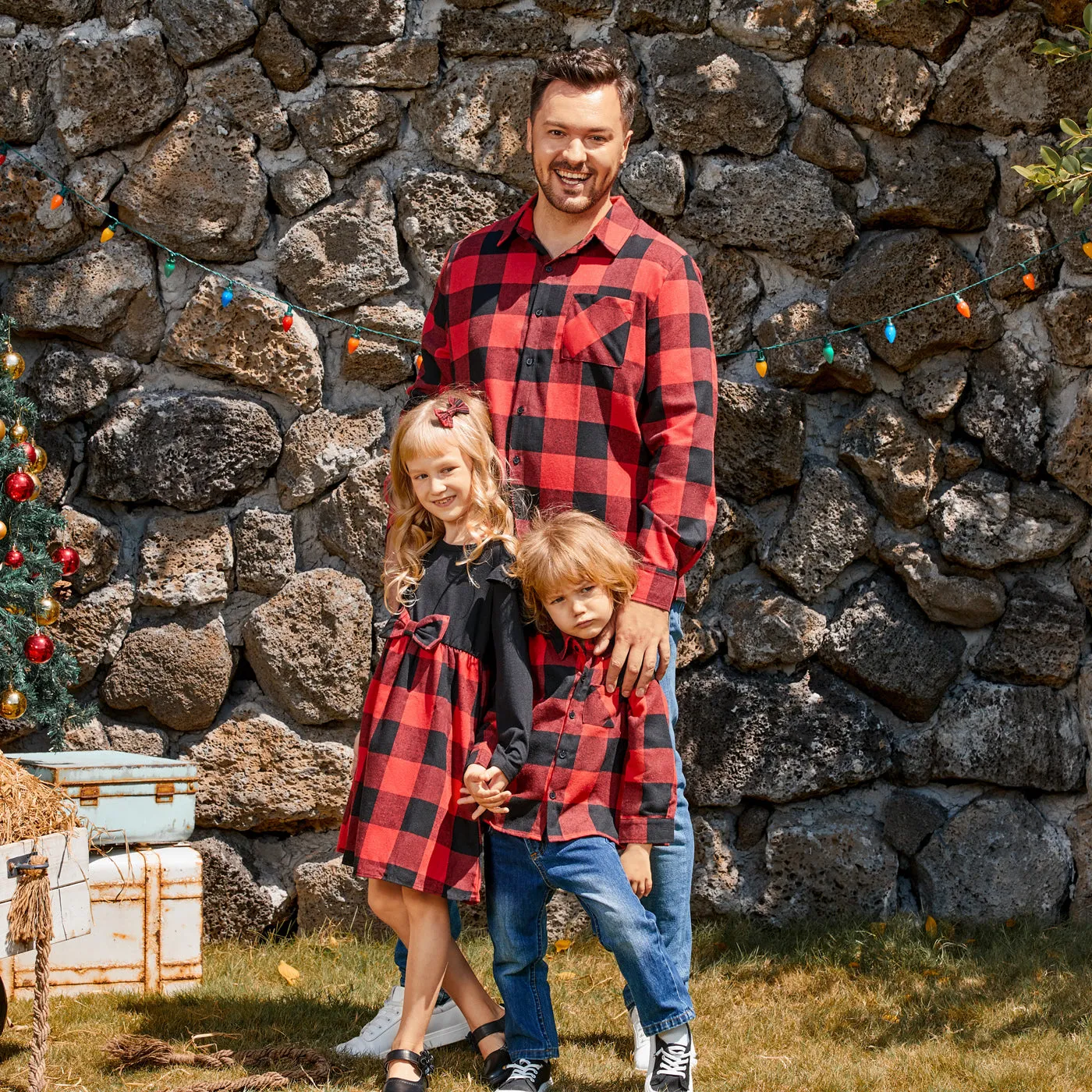 Family Matching Red Plaid Shirts and Black Long-Sleeve Splicing Red Plaid Dresses Sets