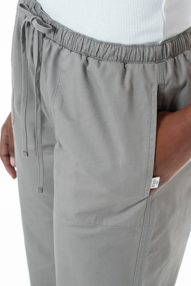 Straight Leg Pants _ 152034 _ Grey